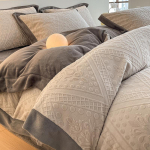 Prabangus žieminis koralinio fliso aksomo patalynės komplektas - 4 dalių dvipusis aksominis antklodės užvalkalas ir paklodės premium komfortui. 1.8m Bed, Set of 4, Fits 200x230 Duvet