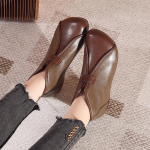 Moteri&scaron;ki trumpi odiniai batai Madingi žieminiai batai Ankle boots Storas padas Retro auk&scaron;ti kulniukai Madingi retro odiniai trumpi batai 36 ruda