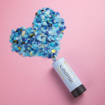 &bdquo;Makaron Mini Salute Gun&ldquo; mažas dovanų fejerverkas su &bdquo;Makaron Confetti Mini&ldquo; rankomis susuktu sveikinimu mėlyna