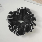 Eleganti&scaron;kas prancūzi&scaron;ko stiliaus &scaron;ifoninis &bdquo;Scrunchie&ldquo; - didelis, klostuotas plaukų kaklarai&scaron;tis arklio uodegoms | Vienspalvis, elastingas plaukų aksesuaras moterims ir mergaitėms juoda