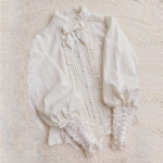 Lolita vakarieti&scaron;ko stiliaus pavasario ir rudens moteri&scaron;ki raukiniai nėriniuoti lolita ilgomis rankovėmis žakardo mar&scaron;kinėliai japoni&scaron;ko stiliaus mar&scaron;kiniai XL balta