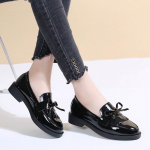 Moteri&scaron;ki Loafers Platforma Slip on Batai Moteri&scaron;ki lakinės odos spyruokliniai britų kutai laisvalaikio plok&scaron;čiapadžiai batai 42