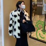 &Scaron;irdies Temperamento Pliu&scaron;inis Paltas Žieminis &Scaron;iltas Stovinčios Apykaklės Dirbtinio Kailio &Scaron;varkai Moteri&scaron;ki Sutir&scaron;tinti Vir&scaron;utiniai Drabužiai Moteri&scaron;kas Žieminis Paltas S balta