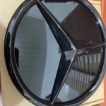 1 vnt. Automobilio grotelių emblema Žvaigždės ženklelis Priekinių grotelių logotipas Mercedes Benz W204 W205 X253 X156 W176W177 W167 W246 W117 X167 modeliams Priedai R-W251 2011-2017 juoda