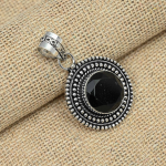 Black Spinel Gemstone 925 solid Sterling Sidabras rankų darbo papuo&scaron;alų moteri&scaron;kas pakabukas 1.65 Inches juoda
