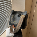 &bdquo;Yogodlns Fashion&ldquo; didelės talpos &bdquo;Bucket Crossbody&ldquo; krep&scaron;iai moterims Nauji kasdieniai ne&scaron;iojami pečių krep&scaron;iai Moteri&scaron;kos mados rankinės 19x11x17cm