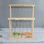 Juvelyrinių dirbinių stendo organizatorius Stabilus stilingas kaklo karolių laikiklis, medinė apyrankė