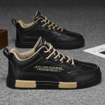 Vyri&scaron;ki neslystantys odiniai laisvalaikio batai sportbačiai formali apranga lengvi vyri&scaron;ki batai mados tendencijos lauko vaik&scaron;čiojimo batai