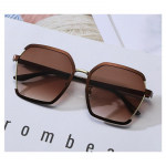 Akiniai Trend Retro metaliniai pusrėminiai akiniai nuo saulės Street Shooting Europe and the United States Moteri&scaron;ki akiniai nuo saulės Apsauga nuo UV spindulių. UV400