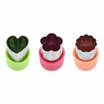 3 vnt./rinkinys Žvaigždės &scaron;irdies formos daržovių pjaustyklės plastikinė rankena Ne&scaron;iojami virimo įrankiai nerūdijančio plieno vaisiams pjaustyti virtuvės įtaisai A set