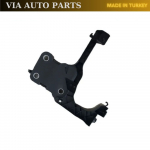 Left headlight bracket OEM 8200137495 for Megane 2 II MK2 Break from 2003 to 2006.