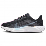 Nike Pegasus Plus Juodos, Tamsiai Pilkos, &Scaron;viesiai Rožinės, Ledo Mėlynos Moteri&scaron;ki Sportbačiai FQ7261-003 36.5 juoda