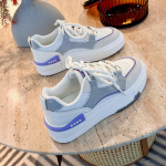 Balti moteri&scaron;ki batai Nauji pavasariniai studentų universalūs laisvalaikio madingi batai Storu padu Madingi sportbačiai 40