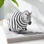 Auk&scaron;čiausios kokybės dervos stalo figūrėlė &bdquo;Stora zebras&ldquo; Gyvūno figūrėlės skulptūra Darbo vietos dekoracijos Mielas rankdarbis Menas Puikiai tinkanti dekoracija Statulėlė Nordic Kūrybinga