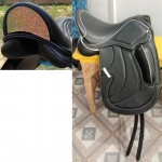 Odinės Dresūros Monoflap Balnas su Keičiamaisiais Arkomis &ndash; Eleganti&scaron;kas Galinės Dalies Dizainas 16 Inch juoda