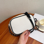 Dizainerių ne&scaron;iojami krep&scaron;iai moterims Mažos piniginės ir rankinės Crossbody Bag Prabangus grandinės krep&scaron;ys Madingi drobiniai apvalkalai pečių krep&scaron;iai balta