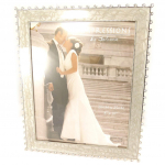 Les Tr&eacute;sors De Lily [L1519] - Cadre Photo 'Romance' beige chrome (20x25 cm)