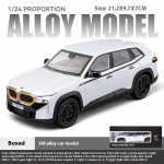 Nauja 1:24 mastelio lydinio automobilio žaislinis modelis su &scaron;viesos ir garso efektais bei spyruokliniu mechanizmu, tinkamas vaikams ir kolekcionieriams, smagus ir patvarus balta