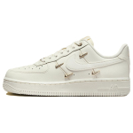 Nike Air Force 1 07 LX Mini Swoosh - Metalinis auksas Moteri&scaron;ki sportbačiai White Sail FV3654-111 37.5 white