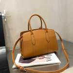 Auk&scaron;čiausios kokybės karvės odos moteri&scaron;ka retro pagalvės formos rankinė - 2025 m. didelės talpos tikros odos crossbody krep&scaron;ys 27x19x15