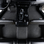 Velvetinės automobilio grindų kilimėliai: Tinka naujiems ir seniems BMW 1, 3 ir 5 serijos - Modelis 525136320, Vairuotojo pusė.