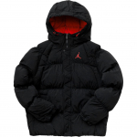 Jordan Essential puffer striukė juoda/raudona vyrų gatvės apranga DQ7348-010