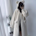 &Scaron;iltas gobtuvu dirbtinio kailio paltas moterims žieminis mielas su vilnos pamu&scaron;alu storas ilgas universalus M balta