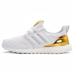 Adidas UltraBoost 70-ojo jubiliejaus 'Ftwwht Goldmt' sportbačiai FW7053 41⅓