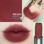 Prada Ilgai i&scaron;liekantis lengvas lūpų dažas