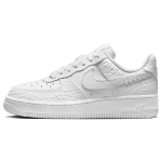 Nike Air Force 1 07 Mėnesio spalva - Roplių odos moteri&scaron;ki sportbačiai Balti Metaliniai-Auksiniai Summit-White DZ4711-100 38
