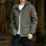 Didelio dydžio vyri&scaron;kas medvilnine pamink&scaron;tintas striukės paltas rudens ir žiemos laisvalaikiui jaunų ir vidutinio amžiaus lauko striukė plius aksominis &scaron;iltas paltas 6XL armijos žalia spalva