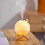 Mėnulio lempa drėkintuvas USB naktinis &scaron;viestuvas
