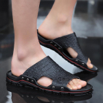 Vasarinės vyri&scaron;kos plok&scaron;čios &scaron;lepetės Itin platūs slydimo sandalai lauko paplūdimio atvirais pir&scaron;tais, laisvalaikio mink&scaron;tos vaik&scaron;tančios odinės basutės