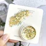 &bdquo;Fairy Eyes&ldquo; nagų dailės blizgučiai &ndash; &bdquo;Net Red Gradient Glitter&ldquo; &ndash; Korėjos dideli blizgučiai &ndash; Akių makiažas &ndash; Nagų dailė Eyes