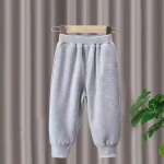 Berniukų pavasario ir vasaros rudens kelnės Vaikams ir paaugliams Plonos vaiki&scaron;kos sportinės tiesios kelnės Madingos trijų juostų kelnės Madingos 100 juoda