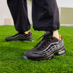 Men's Sneakers Nike Air Max 95 Big Bubble Korea Black/Gold Leaf/Pear/White 44 black