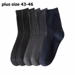 5 poros/partija Vyri&scaron;kos vertikalios dryžuotos medvilninės kojinės iki blauzdos vidurio kvėpuojančios kojinės Verslo sportinės kojinės 5 Pairs juoda/pilka spalva