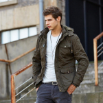 Žieminė vyri&scaron;ka plius aksominė &scaron;ilta ir atspari &scaron;alčiui vyri&scaron;ka laisvalaikio striukė korėjieti&scaron;ko stiliaus liekninantis medvilninis paltas vyrams XXXXXL