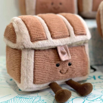 JC Mielas lobių skrynios smėlio pilies pliu&scaron;inis žaislas mink&scaron;tos kim&scaron;tos lėlės žavingas animacinis pliu&scaron;as vaikams Kawaii Kalėdų gimtadienio dovana namų dekoras brown