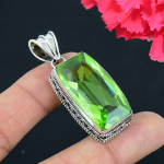 Peridoto brangakmenio pakabukas i&scaron; vientiso 925 prabos sidabro, papuo&scaron;alas, dovana unisex
