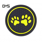 Automobilinis apvalus vandens butelis Silikoninis padėkliukas &scaron;unų letenų atspaudų puodelių laikiklis, neslystantis, klausai atsparus silikoninis puodelio kilimėlis Automobilio interjero priedai balta