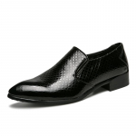 Verslo avalynė vyrams Slip On Loafers Britų stiliaus laisvalaikio oficialūs odiniai batai vyri&scaron;ki suknelė Batai Yuppie Brogue Batai Vyri&scaron;ki 44