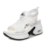 Madingi Retro Juodi Tinklelio Platforminiai Sandalai Korėjieti&scaron;ki Su Atvirais Pir&scaron;tais Tu&scaron;čiaviduriai Plei&scaron;tai Auk&scaron;tinantys Batai 8cm Vasaros Nauji Neslystantys Oro Pagalvėlės Teniso Batai 34 balta