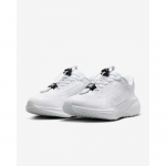Nike Pegasus EasyOn Moteri&scaron;ki bėgimo bateliai FQ7844-101 Balti Dydis EU 36.5 balta