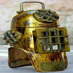Royal Handicraft Miller DUNN Diving Hood vintažinis nardymo &scaron;almas yra Mark V giliavandenių narų &scaron;almas.