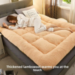 Storas aksominis čiužinio padas Mink&scaron;tas putplastis miegamojo kilimėlis, skirtas bendrabučio miegamajam 200*220cm smėlis