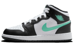 Jordan 1 Žalia &scaron;vytinti DQ8423-103 35.5 gray