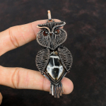 Maroko purvo įtrūkimų fosilijos pakabukas, apvyniotas varine viela, brangakmenio pakabukas, rankų darbo pakabukas, nuostabūs variniai papuo&scaron;alai, pelėdos pakabukas, jubiliejaus dovana