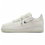 Nike Air Force 1 07 SE Next Nature Sail Vapor Green Moteri&scaron;ki sportbačiai Kreminiai Jūros Stiklo Volt FN8540-100 36.5