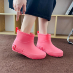 Žieminės moteri&scaron;kos &scaron;iltos lietaus batai Guminiai batai Moteri&scaron;kos pa&scaron;ildytos kalio&scaron;ai su kailiu Ankle Rainboots Vandeniui atsparūs sodo vandens batai Avalynė 36 rožinė raudona spalva